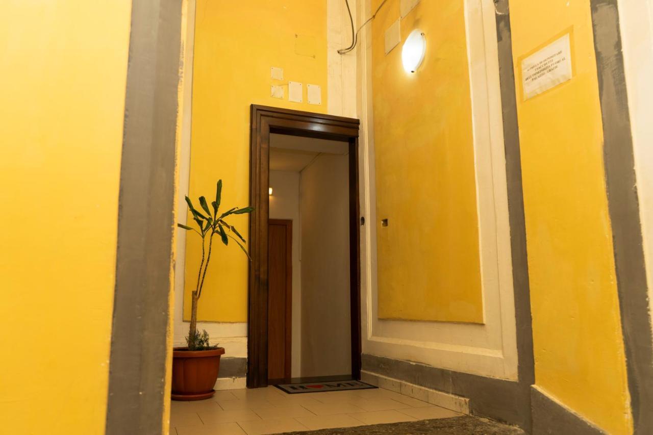 Donna Chiara Holiday House - Toledo Apartment Napoli Exterior foto